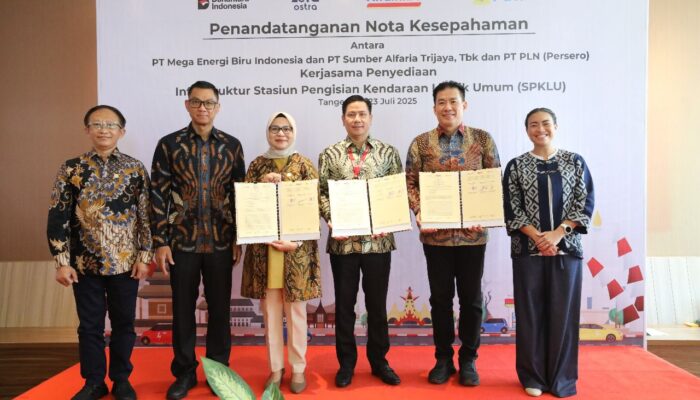 PLN, MEBI, Dan Alfamart Kolaborasi Kembangkan Infrastruktur SPKLU Di Lokasi Strategis se-Indonesia