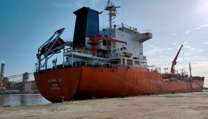 Kapal Dolphin 06 Dari Pelabuhan Krueng Geukueh Ke Pelabuhan Tuticorin India
