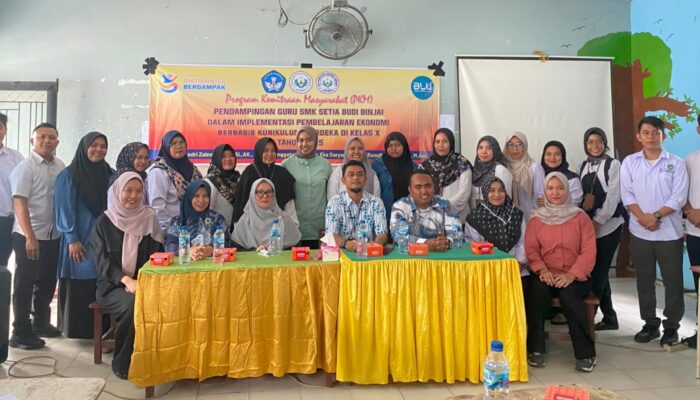 Dosen Unimed Dampingi Guru SMK Implementasikan Pembelajaran Ekonomi Berbasis Kurikulum Merdeka