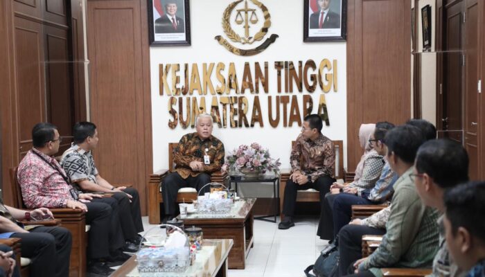 Perkuat Sinergi Jelang HUT RI, GM PLN UID Sumut Audiensi Ke Kajati Dan Kapolda