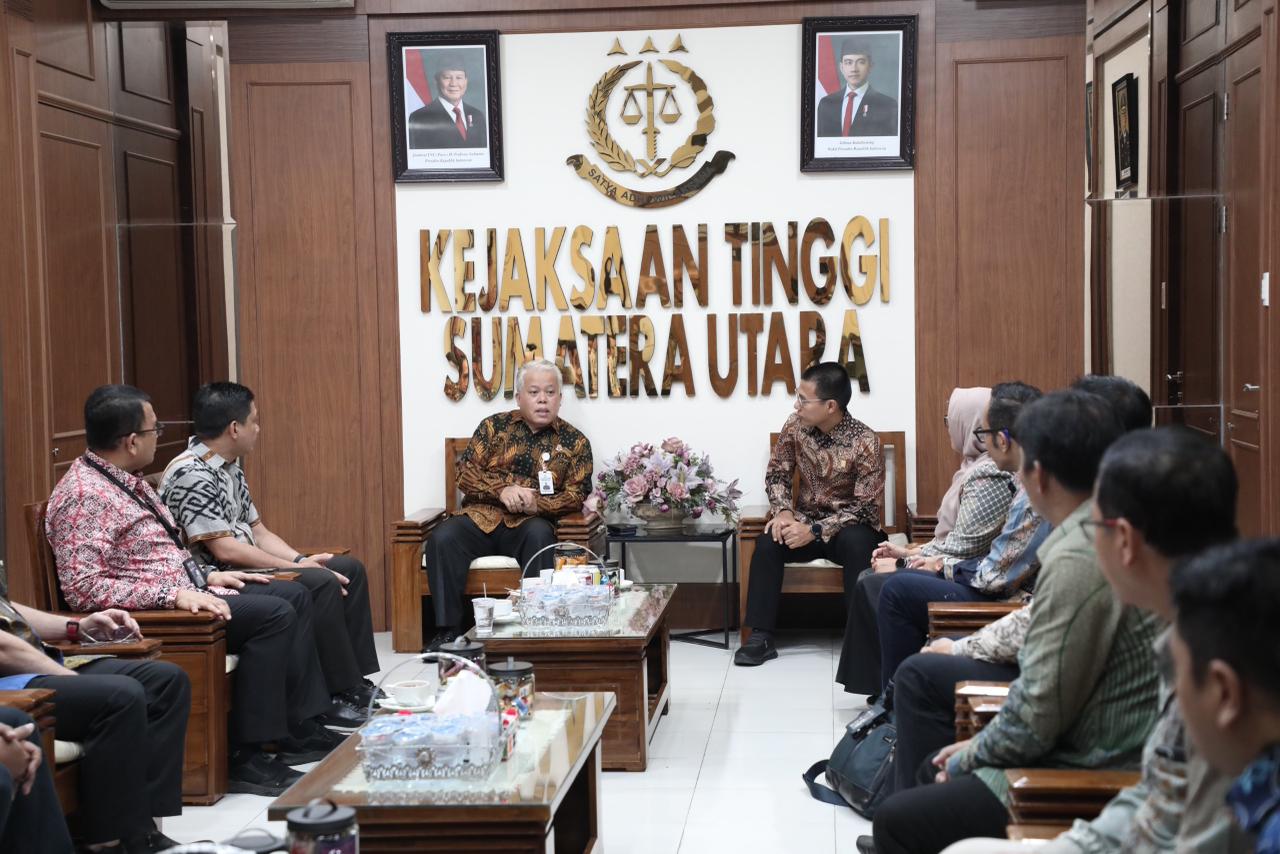 Perkuat Sinergi Jelang HUT RI, GM PLN UID Sumut Audiensi Ke Kajati Dan Kapolda