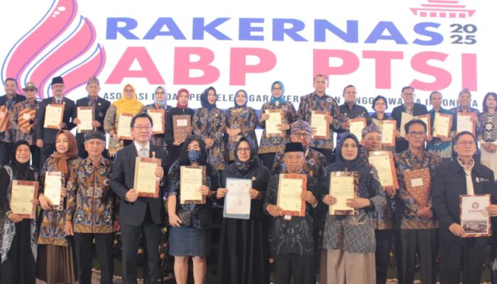 Deklarasi Bandung Tegaskan Peran Strategis PTS Wujudkan Indonesia Emas