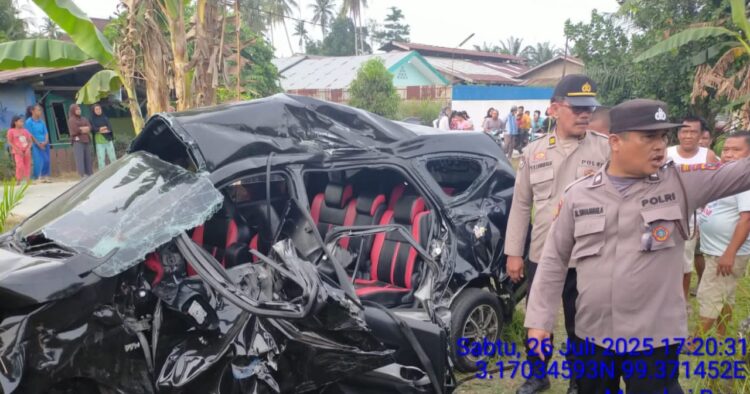 Kecelakaan Maut Di Perlintasan Tanpa Palang Pintu: Tiga Tewas, Tujuh Luka Berat