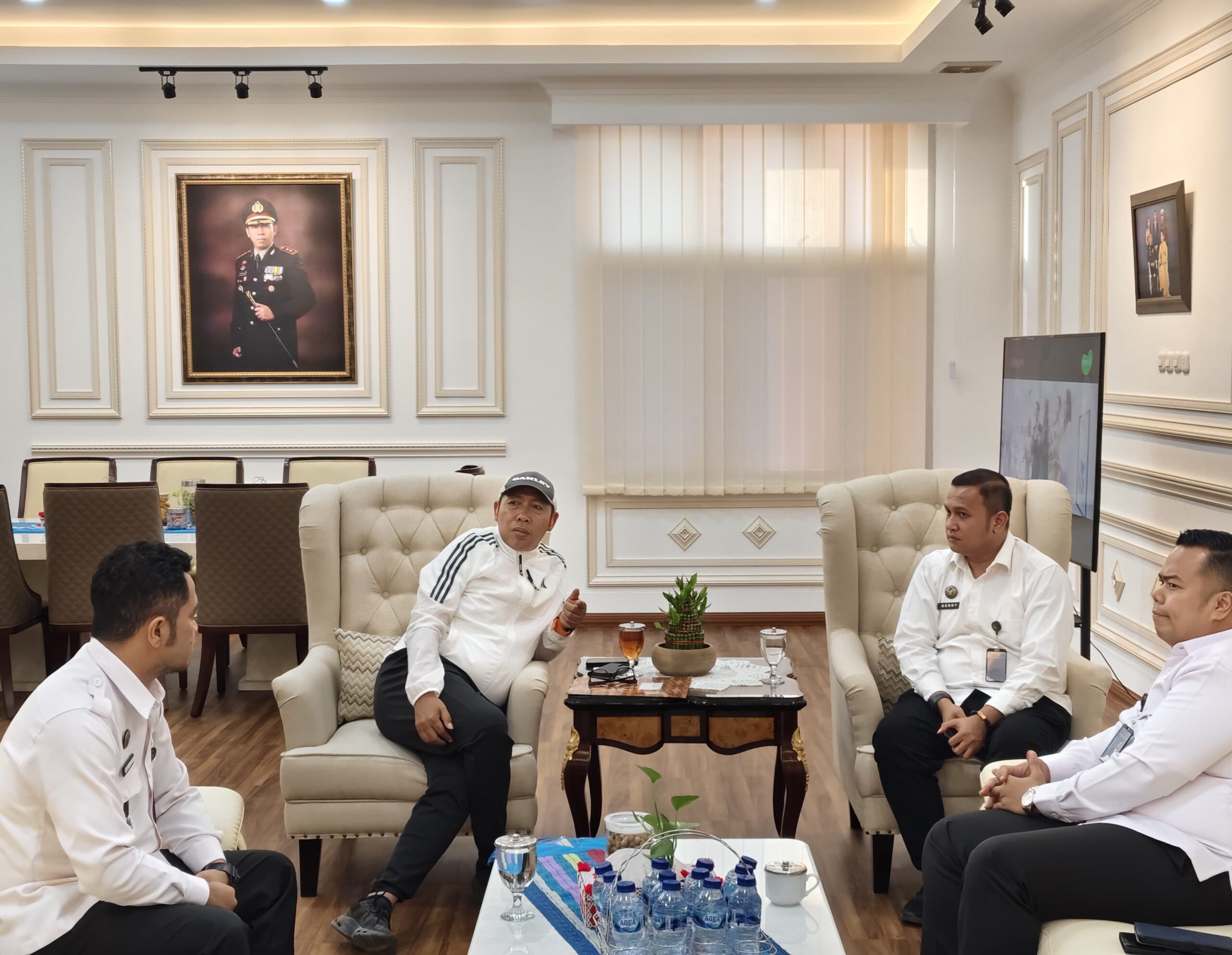 Karutan Tarutung Dan Kalapas Siborongborong Bahas Pemberian Remisi HUT Ke-80 RI