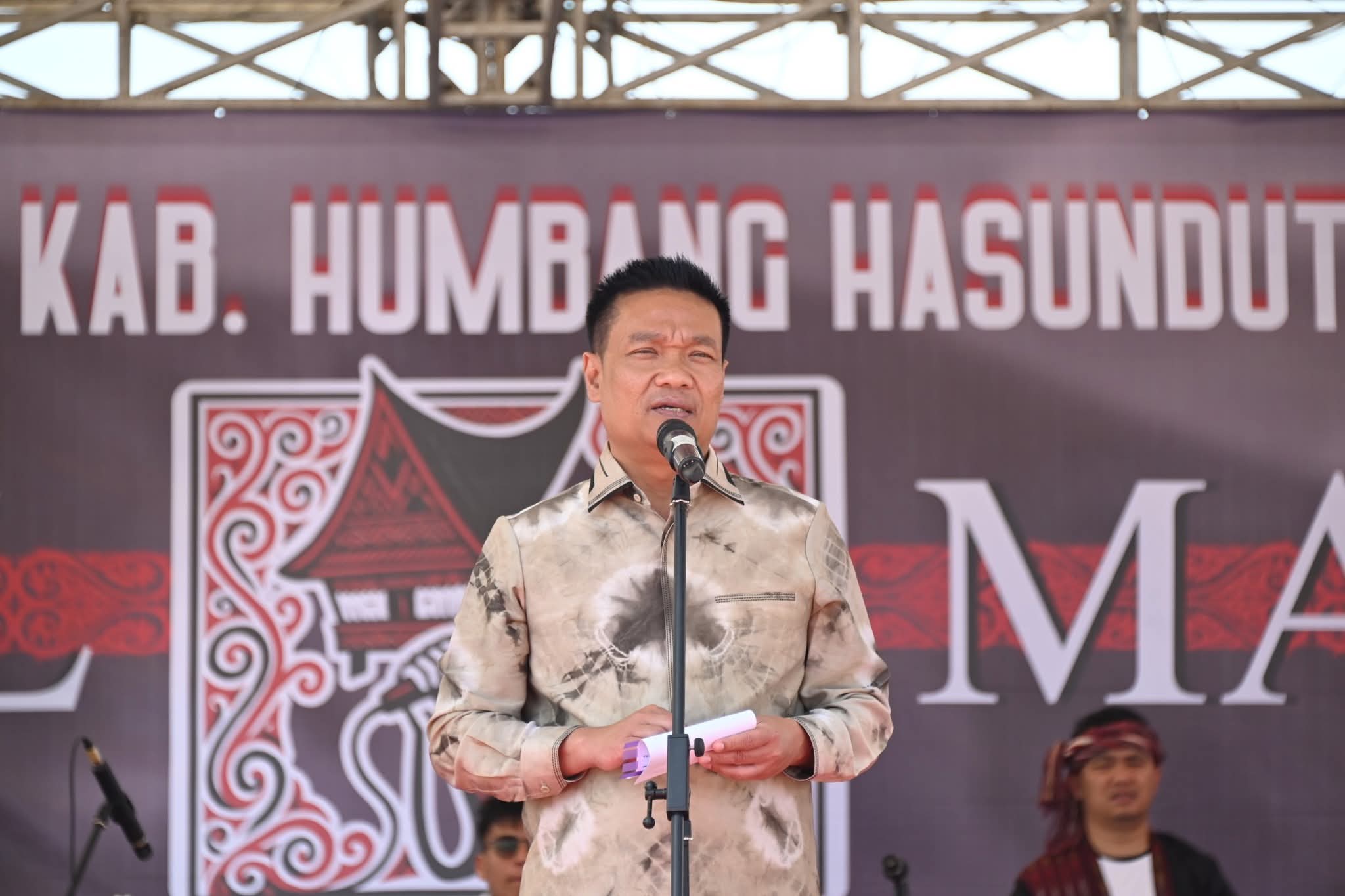 Gali Potensi, Bupati Humbahas Buka Festival Marende