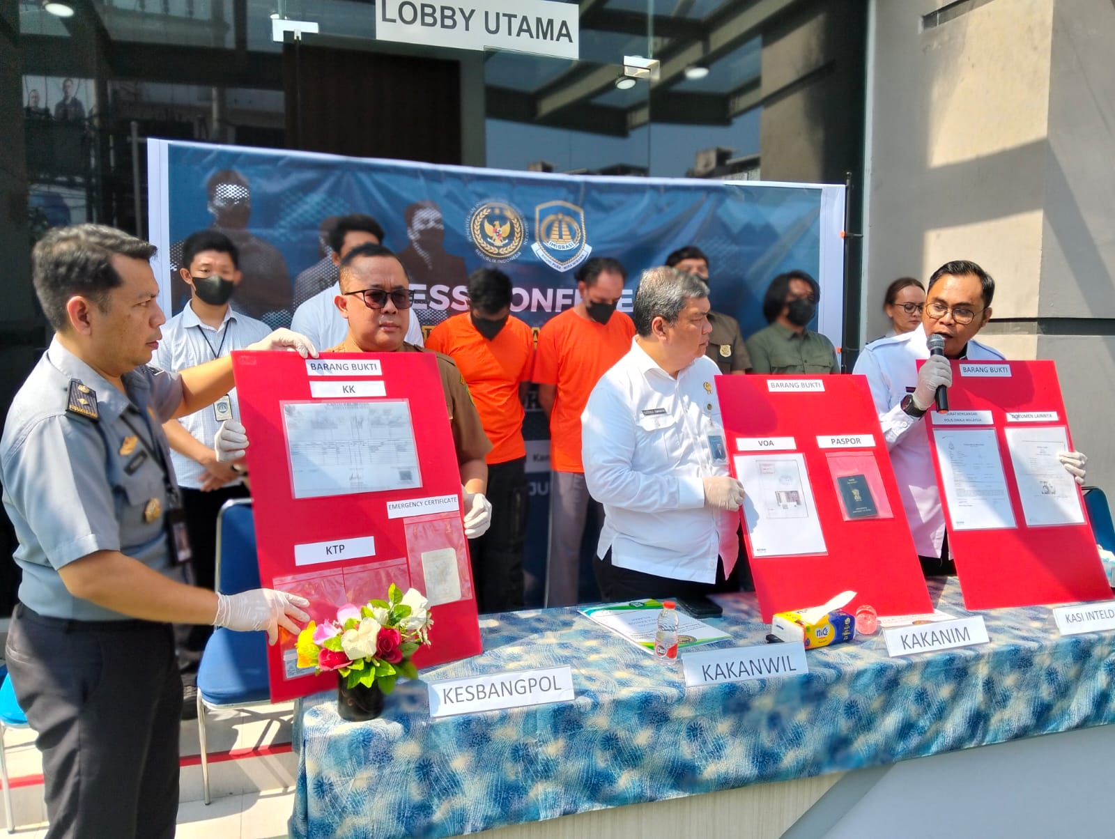 Dua WNA Asal India Ditangkap Imigrasi Polonia, Tinggal Ilegal Tanpa Dokumen Resmi