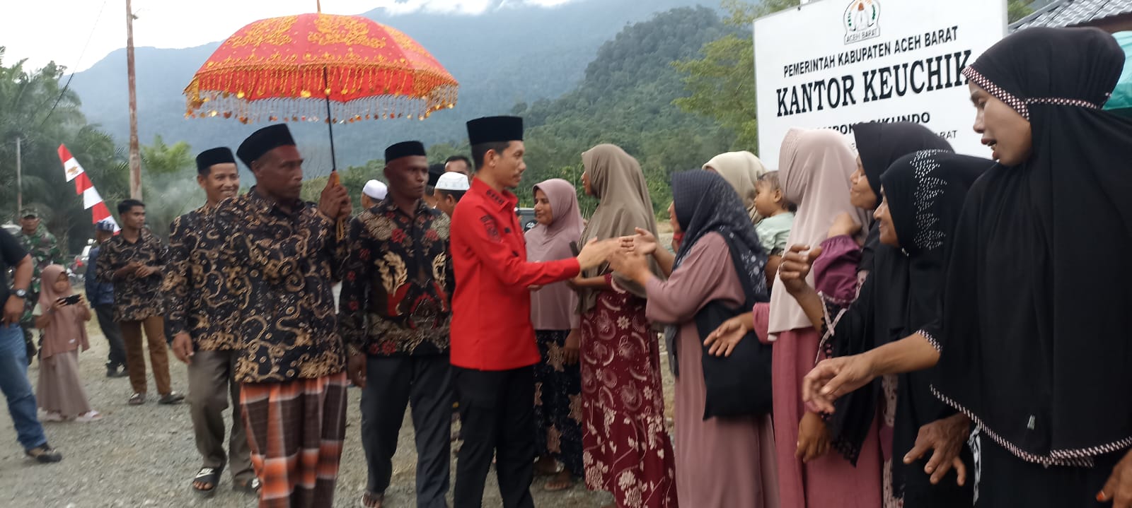 Bupati Dan Wabup Aceh Barat Kunjungi Desa Terpencil Sikundo, Dengar Aspirasi Warga