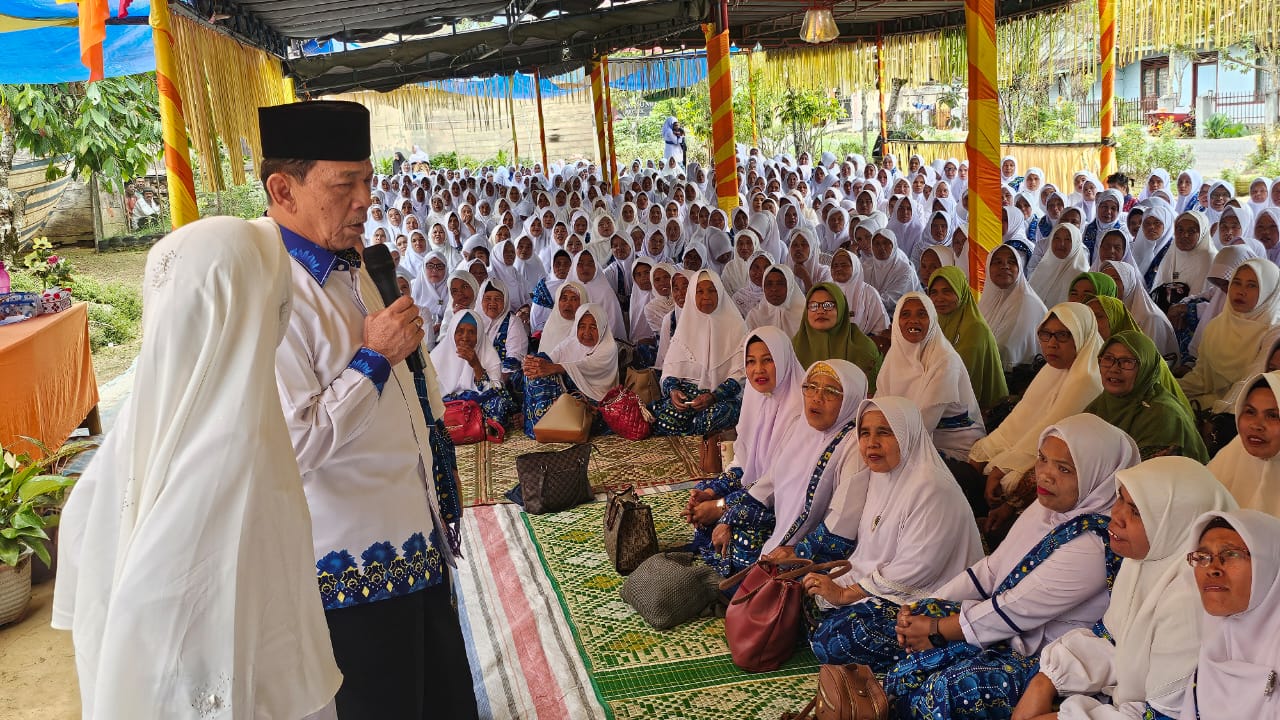 Pendiri BKMT Tapsel Hadiri Pengajian Akbar Di Arse