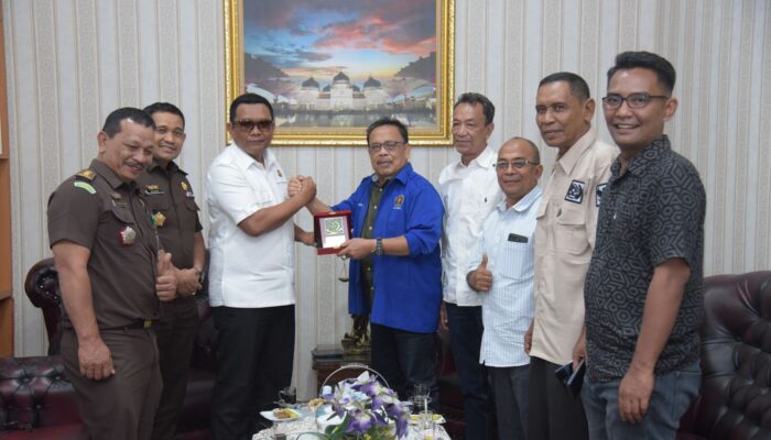 Pengurus PWI Aceh Silaturahmi Ke Kajati Aceh