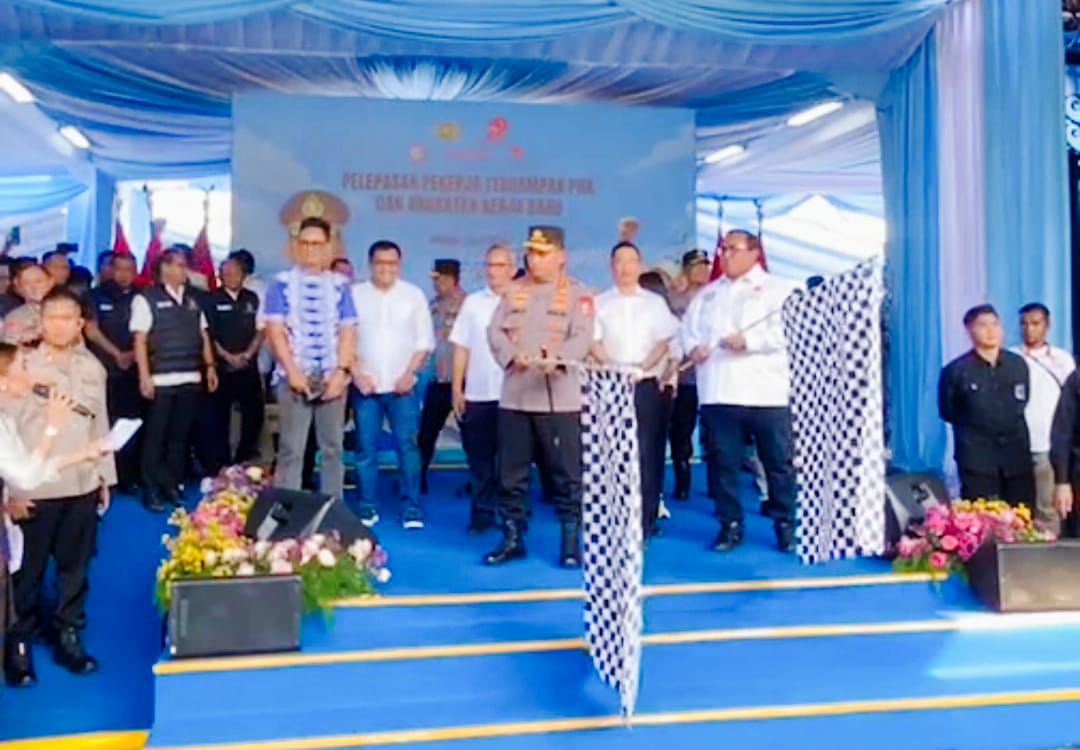 Polri Berangkatkan 1.575 Buruh Korban PHK Kembali Ke Sejumlah Perusahaan