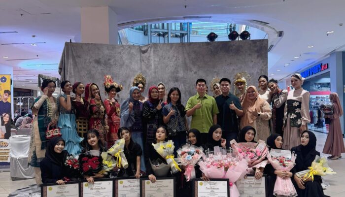 Pagelaran Busana S1 Pendidikan Vokasional Desain Fashion STKIP Pangeran Antasari Sukses