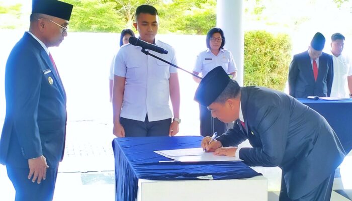Ini Pesan Bupati Simalungun Saat Lantik Albert R Saragih Jadi Pj Sekda
