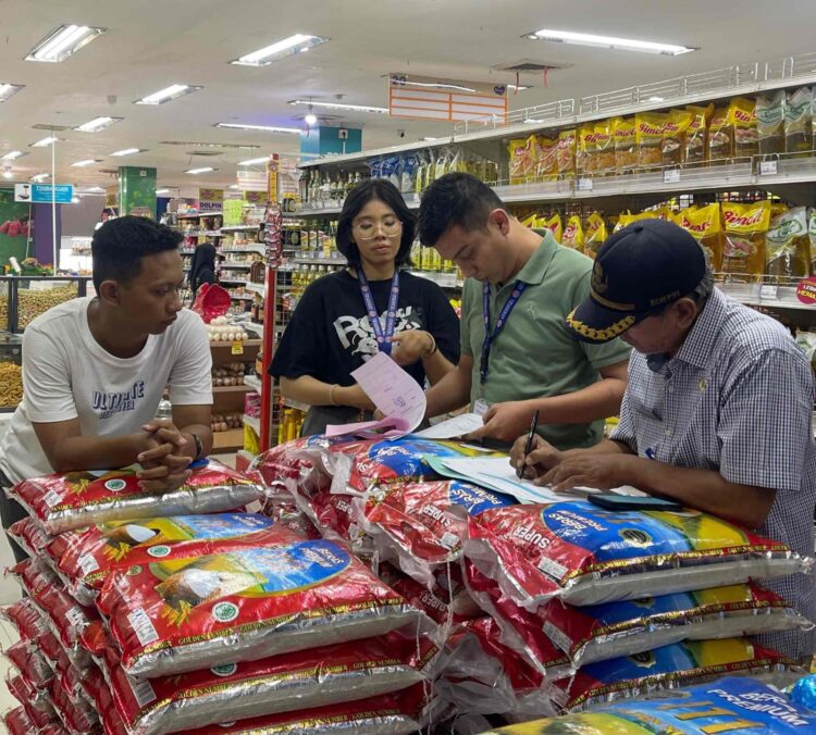 Disnaker Perindag Sita Beras Dari Super Market