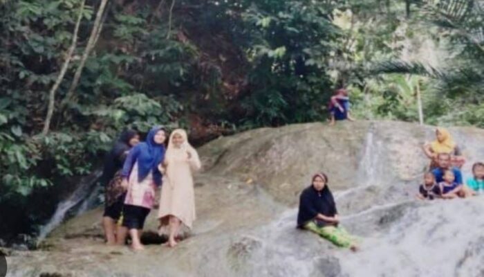 Di Aceh Tamiang Ada Air Terjun Keramat