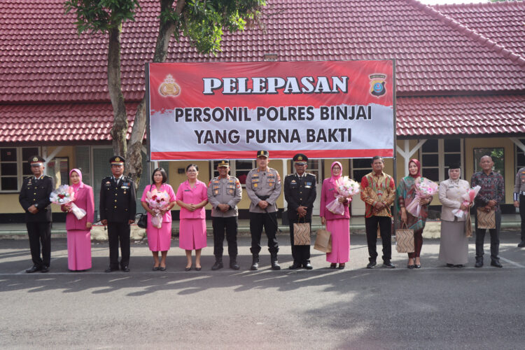 Polres Binjai Lepaskan Personel Purna Bhakti