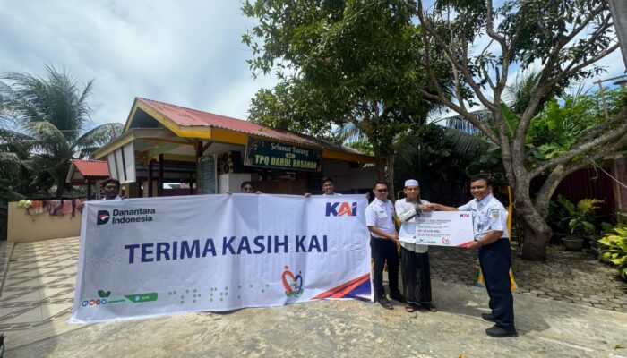 Selama 3 Hari, KAI Divre I Sumut Salurkan Bantuan TJSL Senilai Rp267 Juta