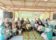 Tim PKM Unimed Latih IRT Olah Limbah Sayur Jadi Pupuk Organik