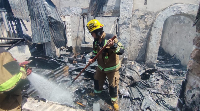 37 Rumah Di Jalan Putri Hijau Terbakar, Diduga Akibat Korsleting Listrik