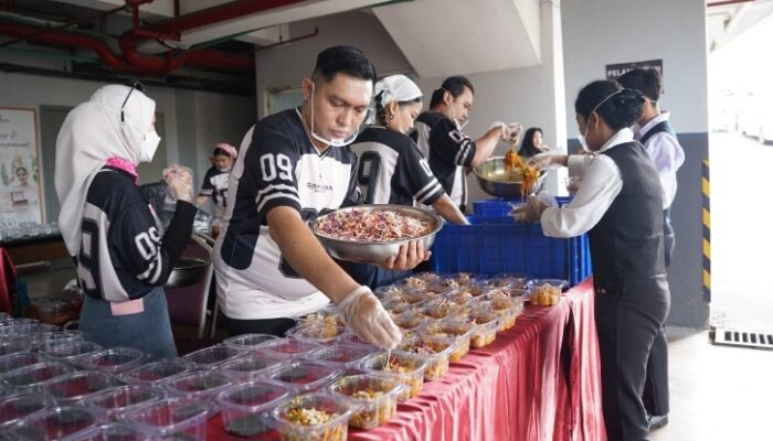 Meriahkan HUT Ke-9, Hotel GranDhika Setiabudi Medan Gelar “Masak Besar” Dan Aksi Sosial