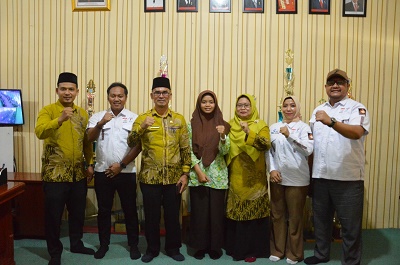 Fira Syahqila, Siswi MAN 2 Deli Serdang Siap Berlaga Di Kejurnas Anggar Di Sulawesi Utara