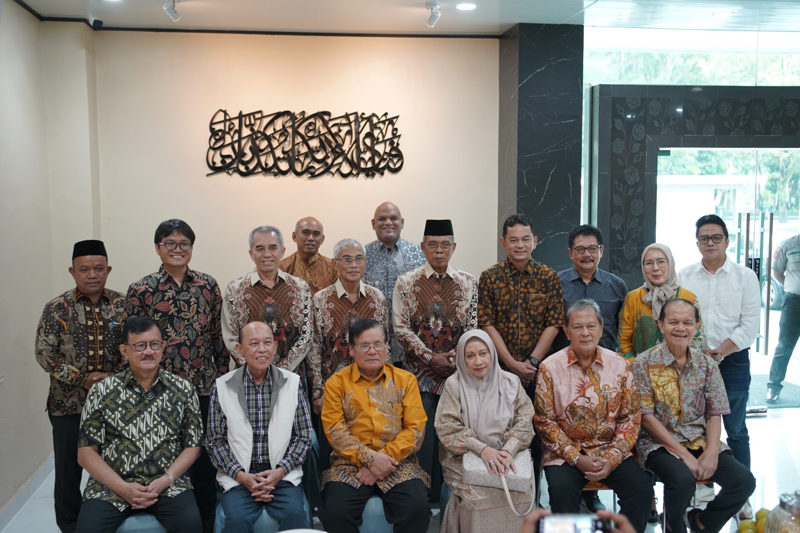 Kukuhkan Kepengurusan Baru 2025–2030, Yaspendhar Komitmen Pendidikan Berkualitas