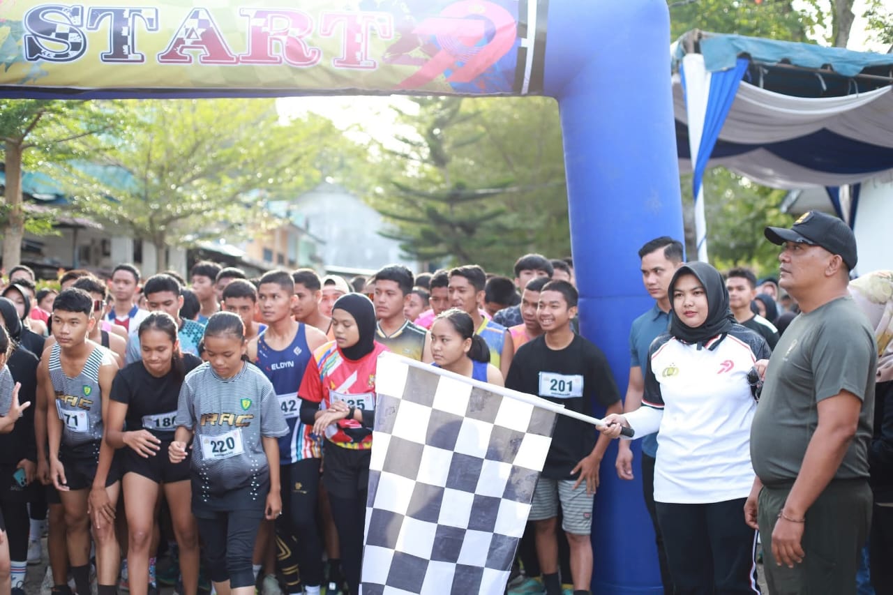Wabup Madina Lepas 500 Peserta Bhayangkara Run 10 Km