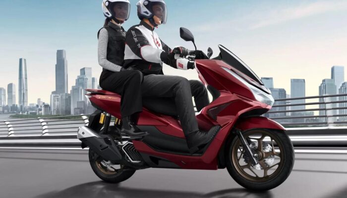 Rahasia Honda PCX 160 Nyaman Saat Berboncengan
