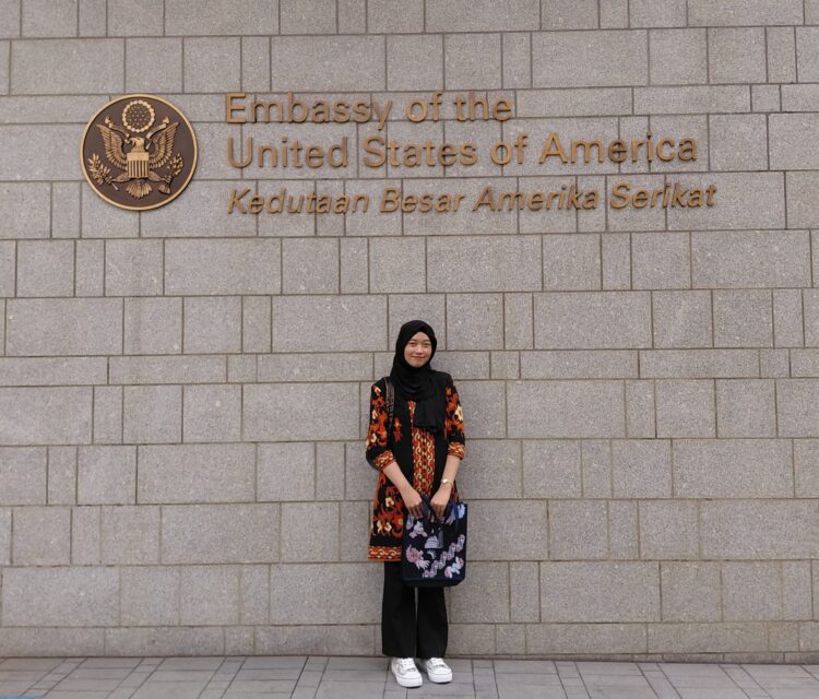 Jihan Nadya: Dari Kampus Lokal Ke Panggung Dunia