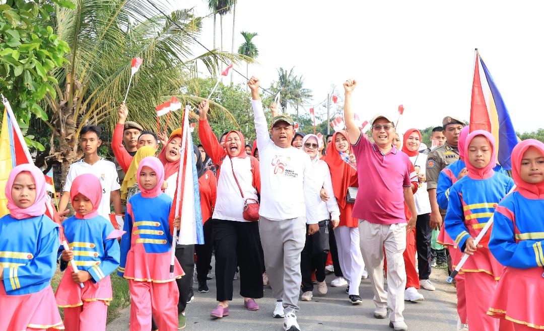 Darma Wijaya Jalan Santai Bersama Masyarakat Desa Cempedak Lobang