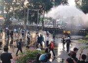 Aksi Unjuk Rasa Di Medan Ricuh, Aparat Tembak Gas Air Mata
