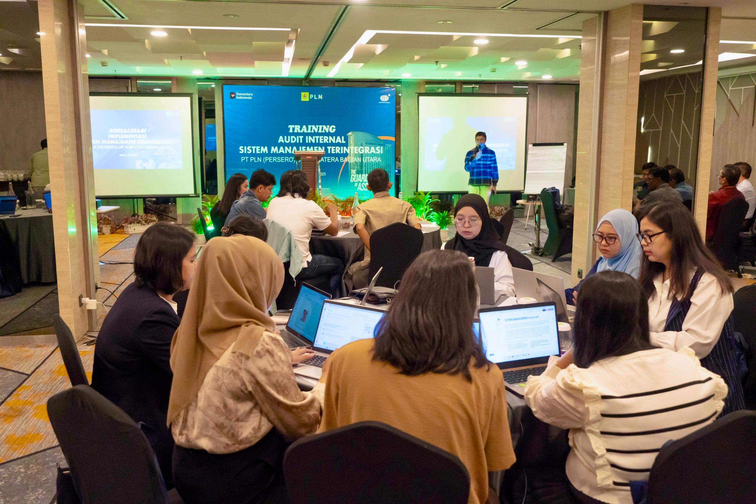Langkah Strategis PLN UIP SBU: Implementasi SMT Dan Pelatihan Audit Internal