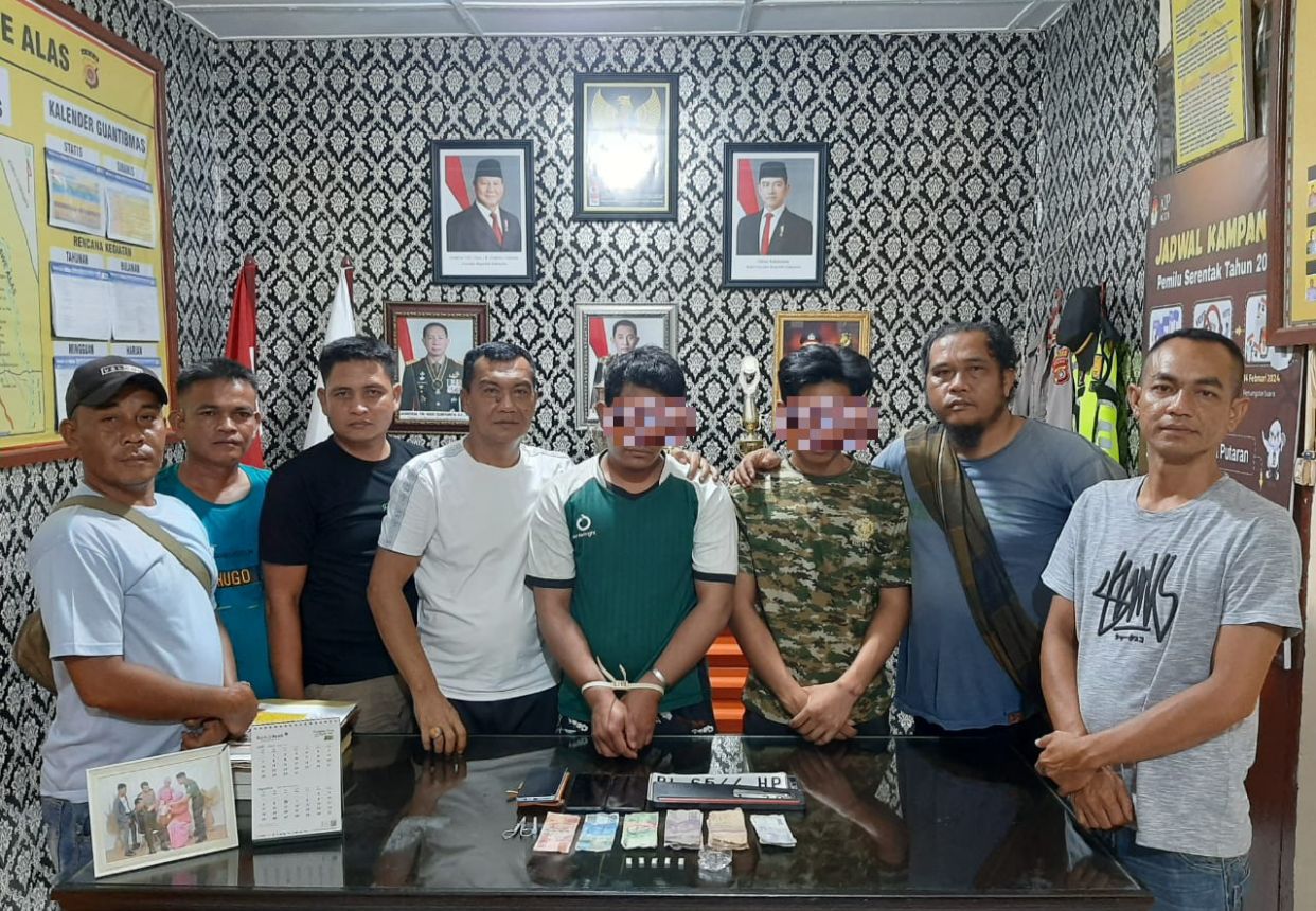 Disembunyikan Di Kotak Plat Motor, Dua Pengedar Sabu Dibekuk Polsek Lawe Alas