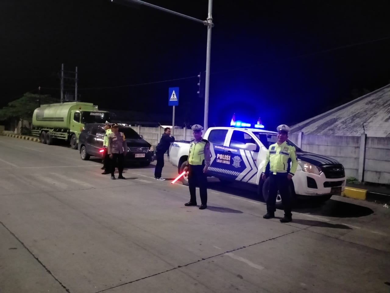 Patroli Blue Light Satlantas Polres Langkat Cegah Premanisme di Jalan Raya