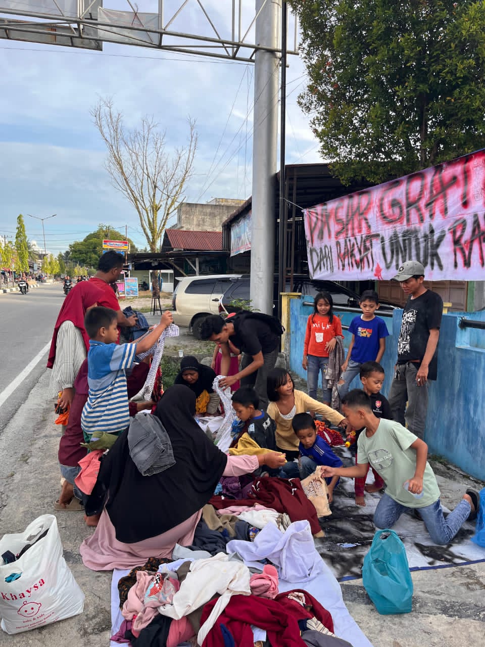 Pasar Gratis Sada Kata, Aksi Sosial Mahasiswa Dan Warga Subulussalam