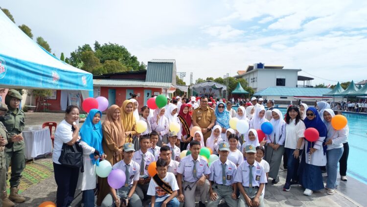 Ratusan Anak Peringati HAN 2025 Di Kolam Renang Pemkab Deliserdang