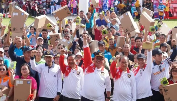 Pemko Gunungsitoli Luncurkan Program ‘One Teacher One Laptop’
