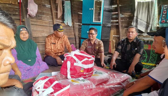 Dinsos Madina Turun Langsung Monitoring Penyaluran Bansos Di Siabu