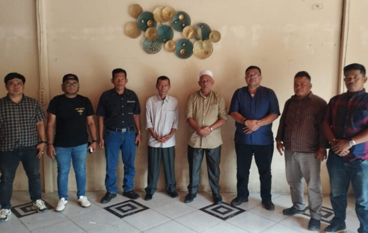 Warga Plasma Huristak Tolak Koperasi Barumun Agro Nusantara