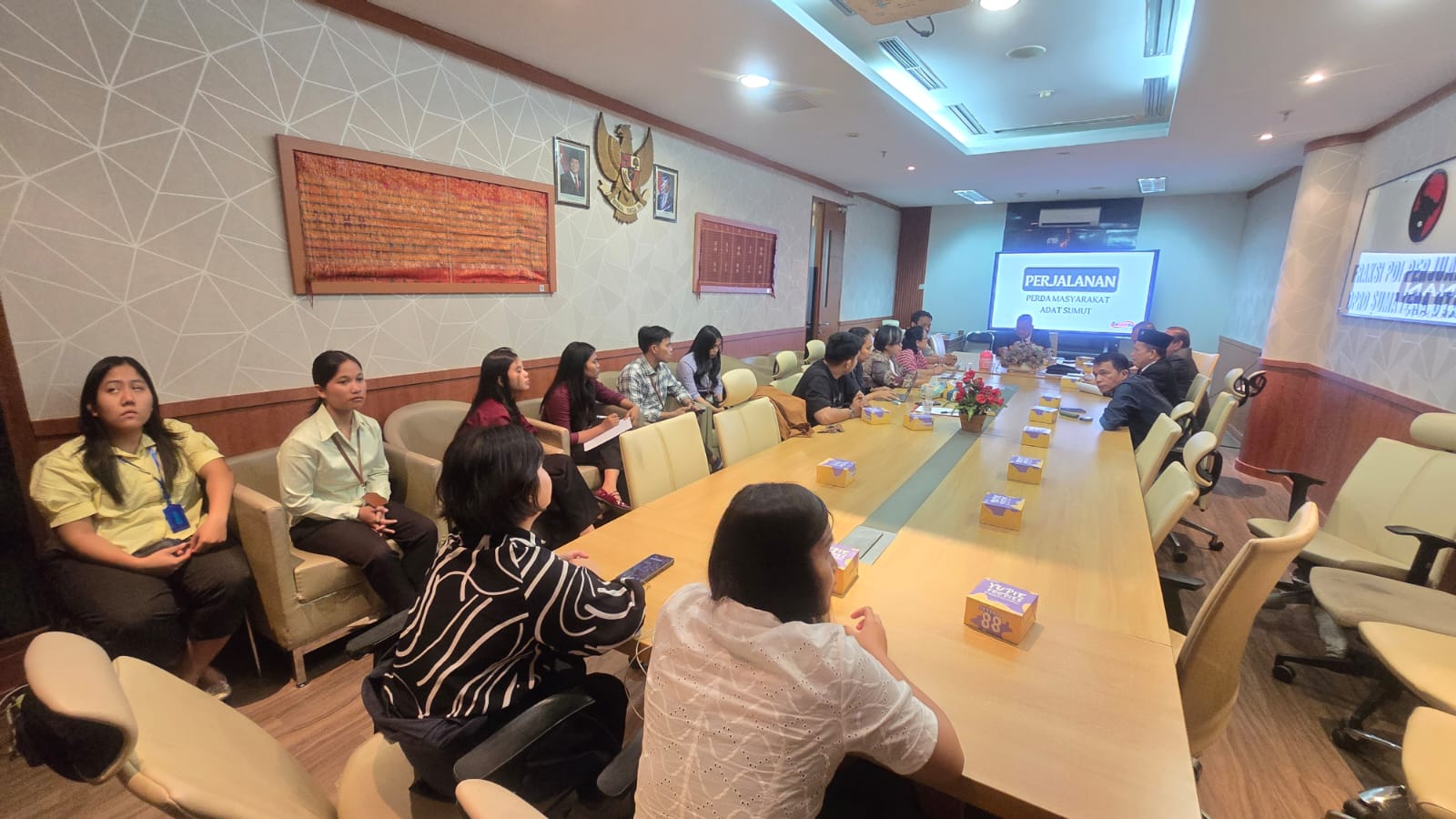 Fraksi PDIP DPRD Sumut Apresiasi BAKUMSU Berjuang Soal Ranperda Pengakuan Dan Perlindungan Hak Masyarakat Adat  