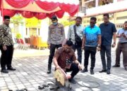 Kejari Bireuen Musnahkan Senjata Api AK 56 Dan Narkotika