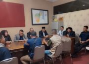 Warga Geruduk DPRK Aceh Tamiang Terkait Lahan PT DJ Alur Jambu