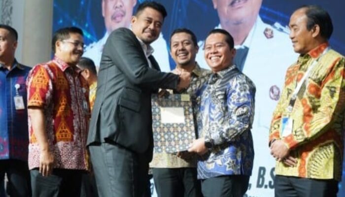 Bupati Putra Mahkota Hadiri Penyaluran DBH Se-Sumut