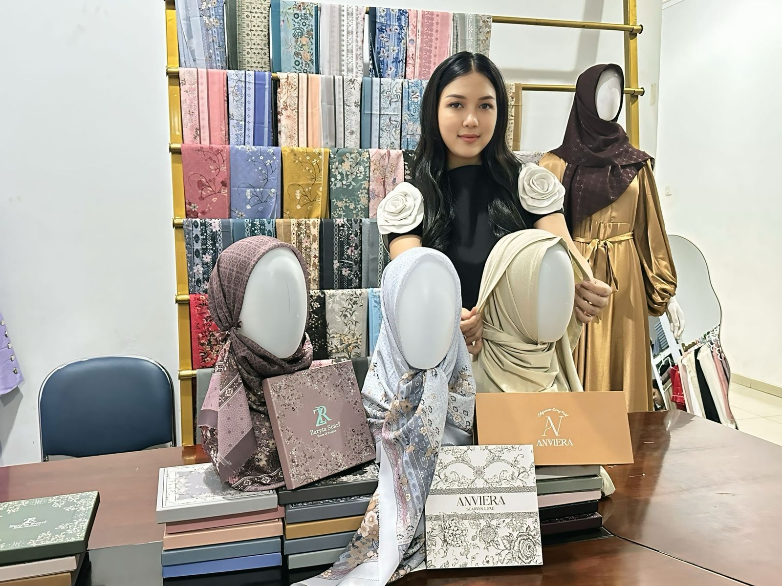 Anviera Scarves Official, Oleh-oleh Premium Dari Bandung Yang Tak Akan Basi