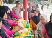 Polsek Besitang Gelar Pasar Pangan Murah Bantu Masyarakat