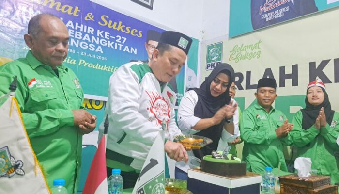 Harlah Ke-27, PKB Medan Gelar Bakti Sosial Dan Pemotongan Tumpeng