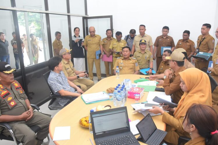 Tak Miliki PBG, Pemkab Deliserdang Segel Perusahaan Beton Di Sunggal
