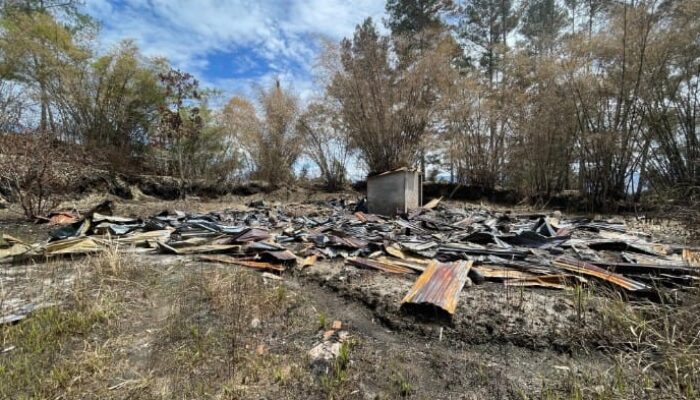 Dua Rumah Adat Batak Milik Keluarga Situmorang Di Samosir Ludes Terbakar