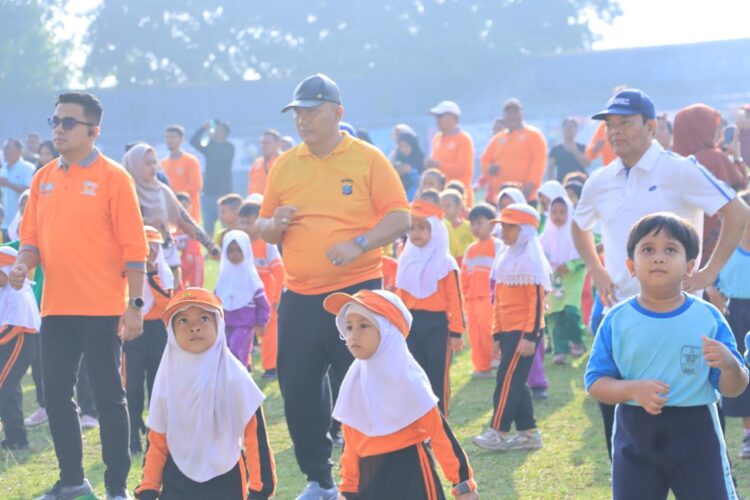 Wakil Menteri Pendidikan Senam Bersama 1000 Anak PAUD