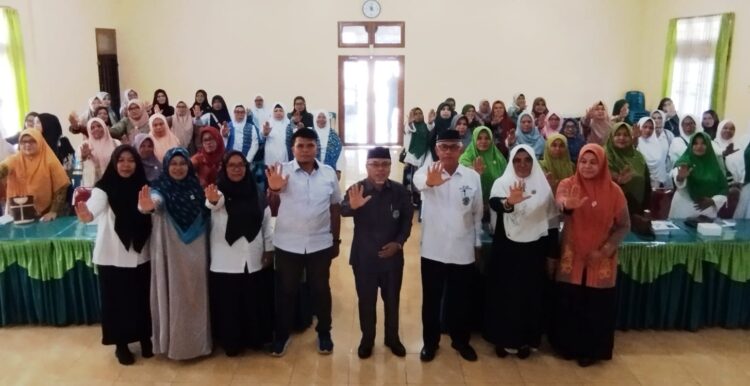 MUI Padangsidimpuan Edukasi Kaum Ibu Awasi Anak Tidak Terlibat Narkoba