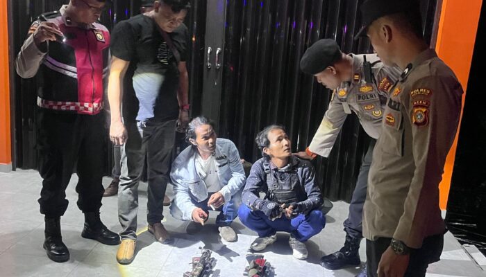 Razia Kendaraan, Polres Aceh Selatan Amankan Senjata Dan Ganja Kering